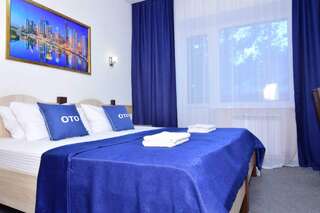 Мини-отель Новотех Сургут  Двухместный номер с 2 отдельными кроватями и собственной ванной комнатой-6